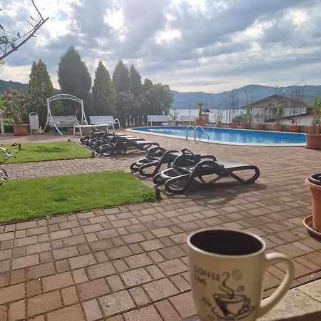 Casa Marina Hotel Ieşelniţa Bagian luar foto