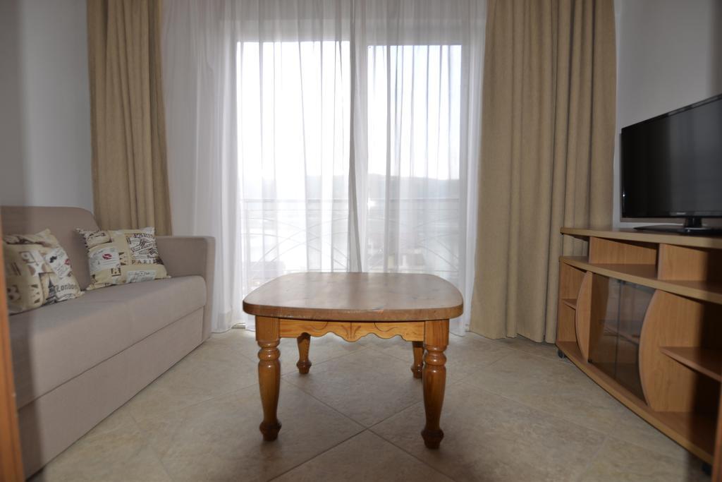 Casa Marina Hotel Ieşelniţa Bagian luar foto
