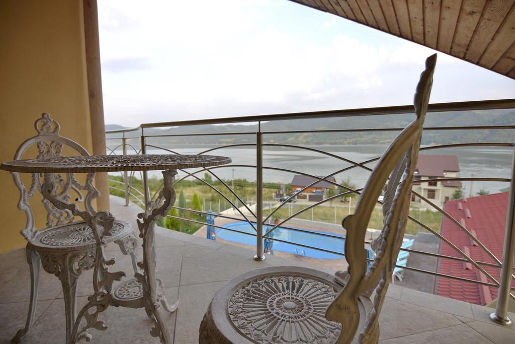 Casa Marina Hotel Ieşelniţa Bagian luar foto