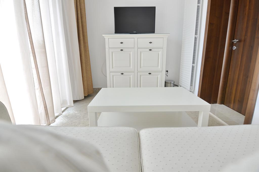 Casa Marina Hotel Ieşelniţa Bagian luar foto